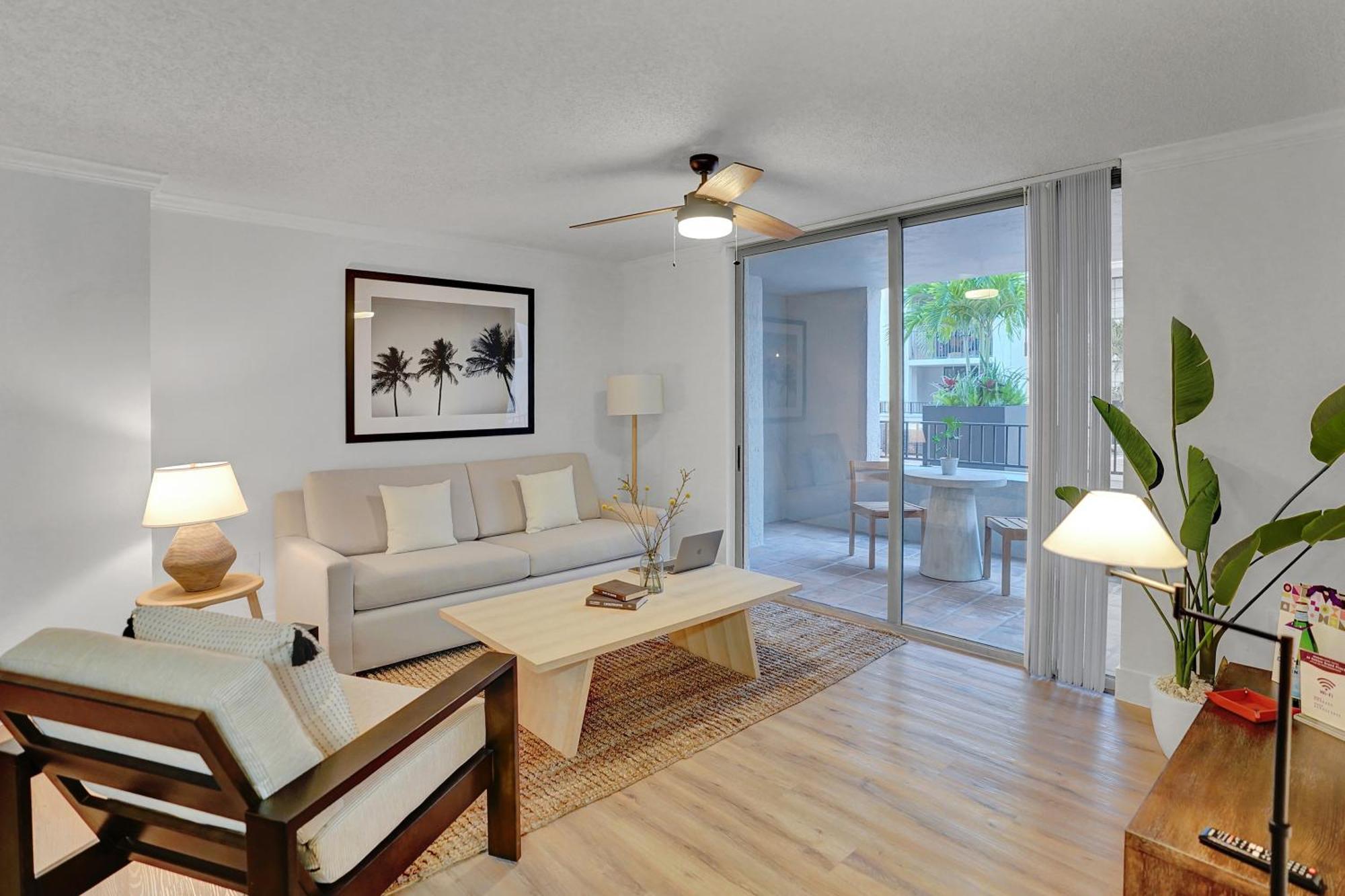 Stylish Modern Apartments At Gables Grand Plaza In Miami Exterior foto