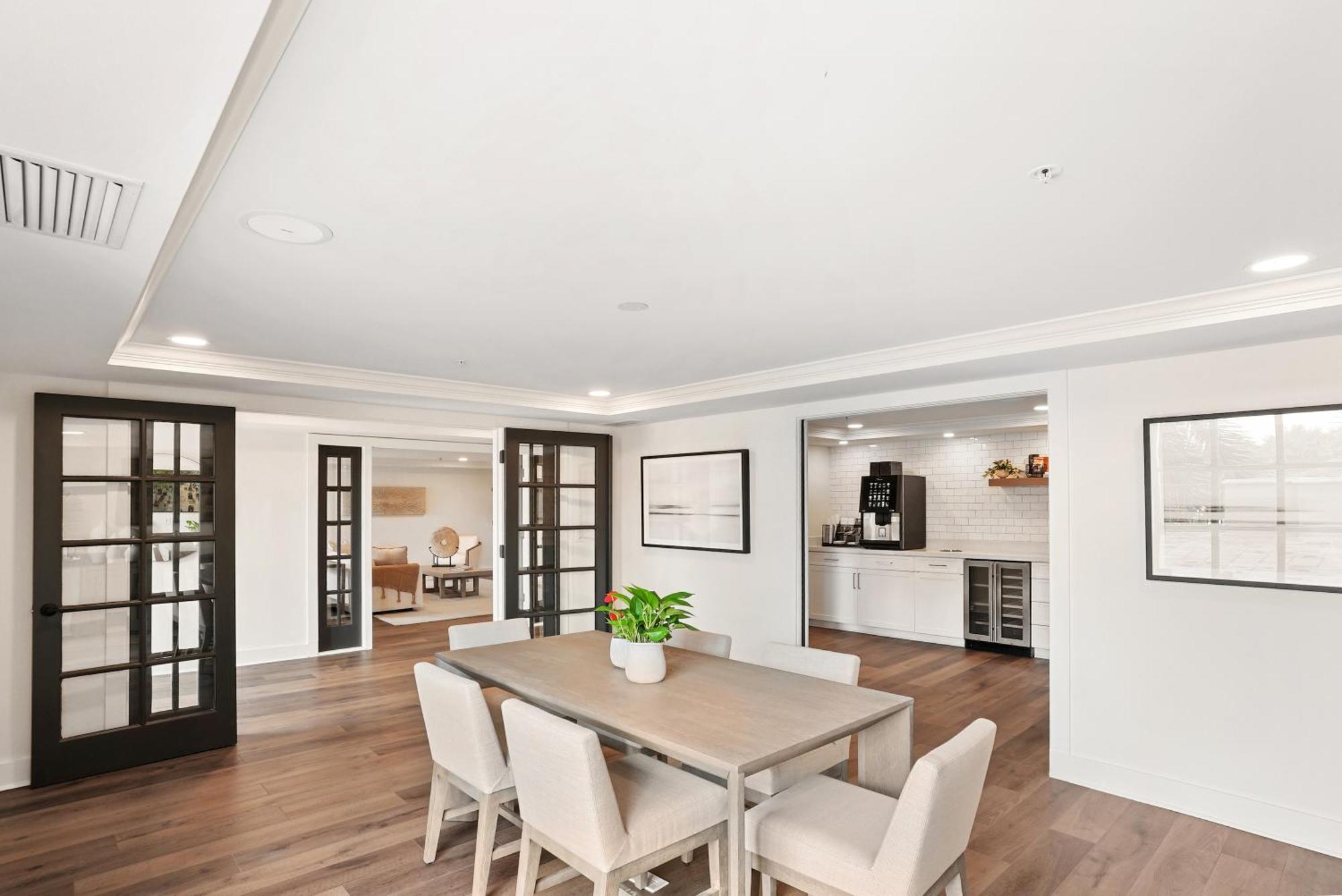Stylish Modern Apartments At Gables Grand Plaza In Miami Exterior foto