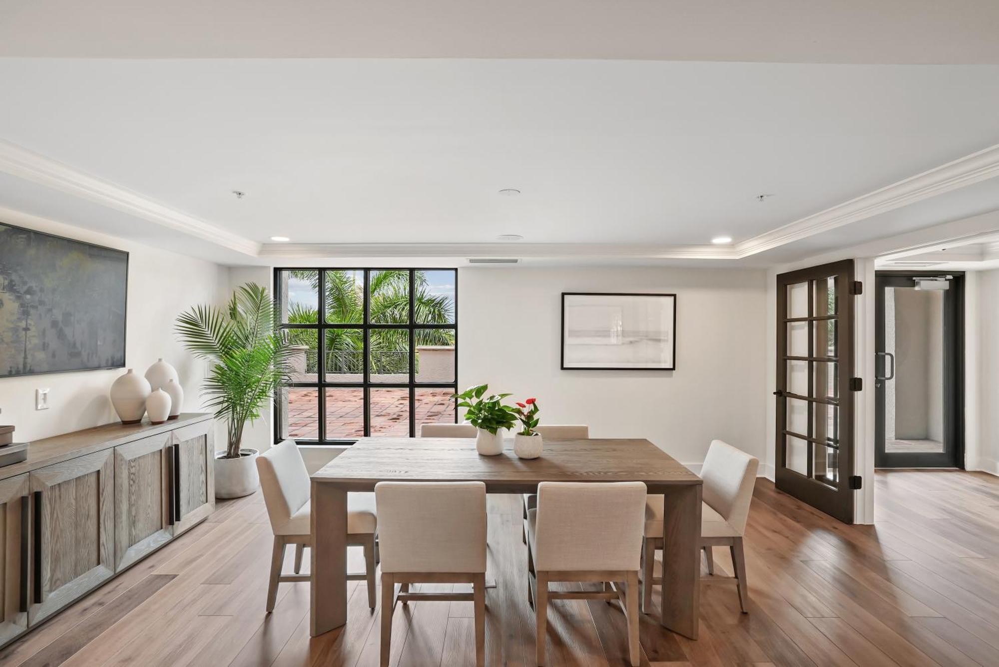 Stylish Modern Apartments At Gables Grand Plaza In Miami Exterior foto